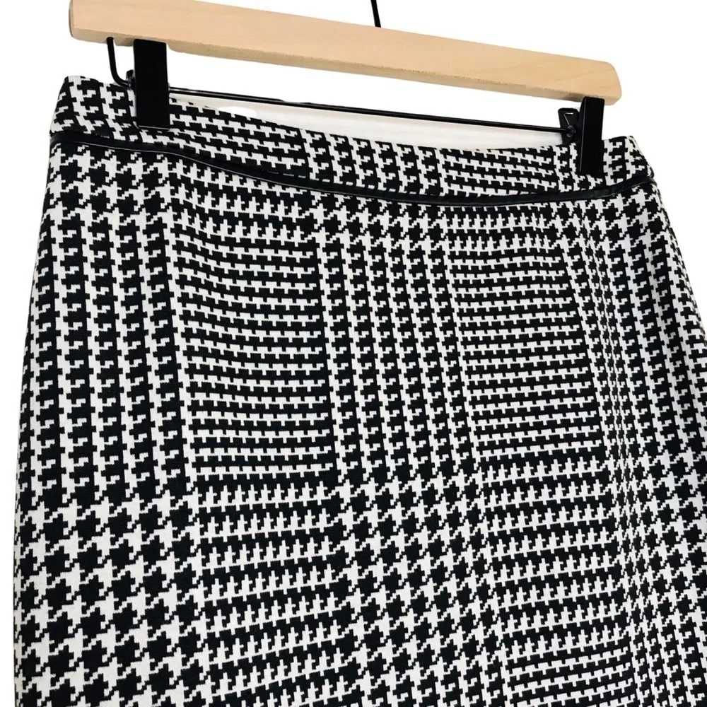 Talbots jacquard houndstooth